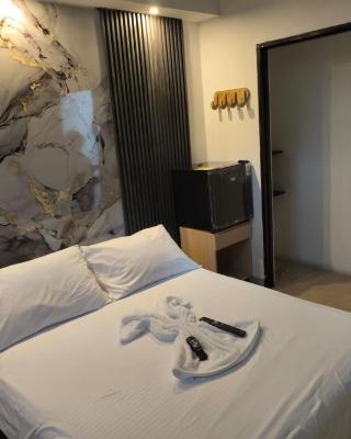 Hotel Centrica Del Palo 45