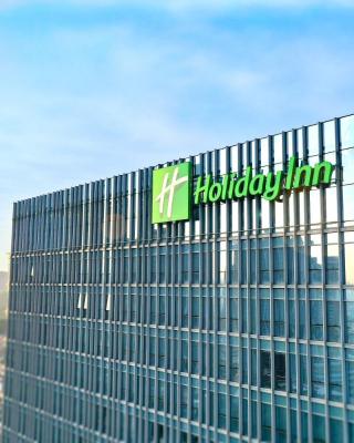 Holiday Inn Guangzhou South Lake hotel - Ideal for Business & Leisure