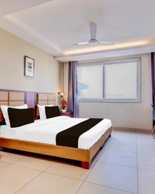 Super Townhouse Oak Sector 39 Medanta