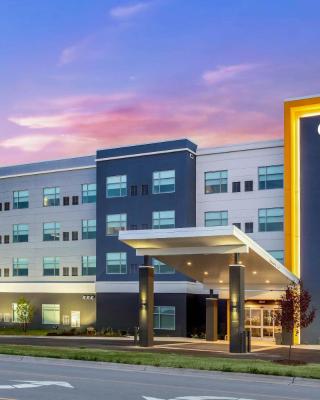 Cambria Hotel Davenport Quad Cities