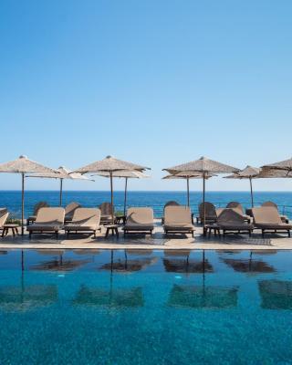 Colombos Beachfront