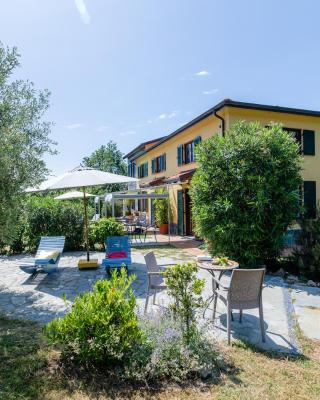 Il Laghello Wood House
