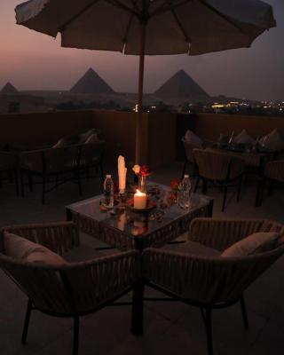 Vista pyramids and sphinx View inn