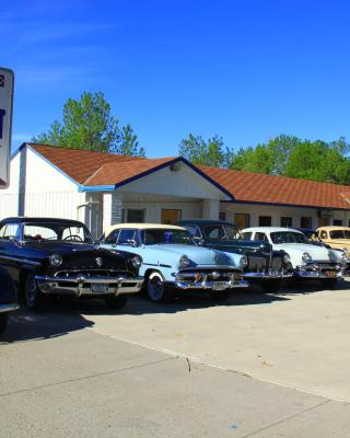 Sunrise Motor Inn