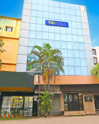 FabHotel Gulshan International - Nr Peter Cat Park Street