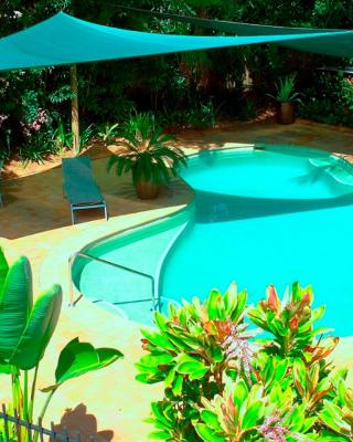 Aquatica - Luxe Holiday Home