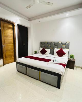 Hotel Twenty Near Max Hospital