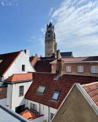 The Lovelace Residence by Threads of Time Hotel Bruges