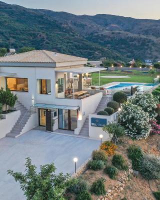 Villa Kedria with a panoramic ocean view