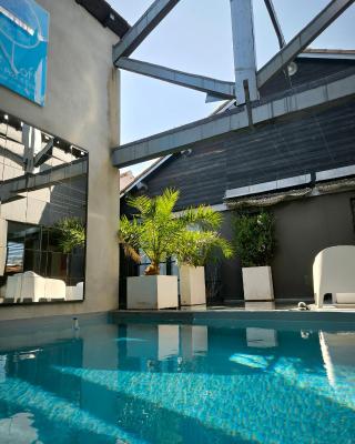 Be Loft B&B Pool & Spa