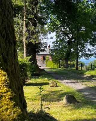 Stoneymollan over Loch Lomond