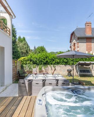 La Villa Romaine, Jacuzzi 15 min du Zoo de Beauval