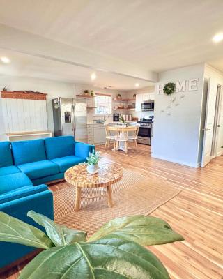 Unique Wildwood 3 BR 1,5 BA Entire House in the Heart of Wildwood!