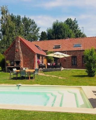 La Vendegeoise - Gîte chaleureux 10P chez l'habitant - Jardin- Piscine ext chauffée partagée de mai à septembre