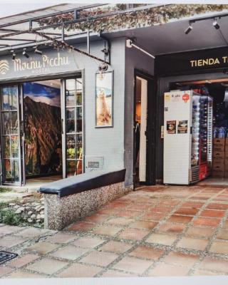Hostal Machu Picchu Medellín III