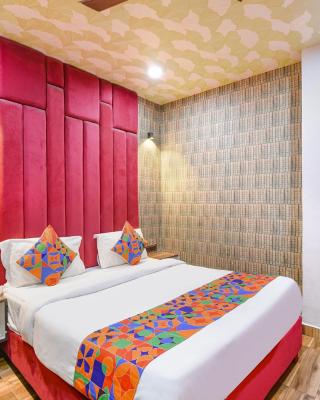 FabHotel Jeet Stays - Near Dilshad Garden Metro Station
