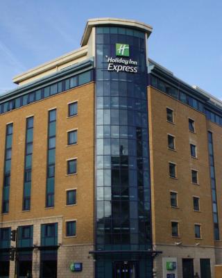 Holiday Inn Express London Stratford by IHG