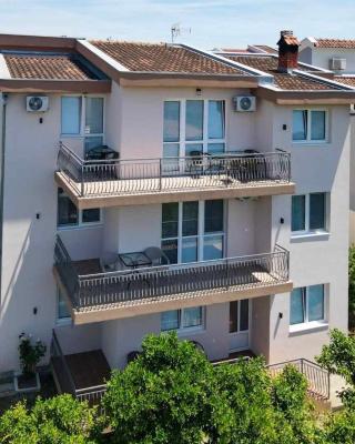 Kasneci Apartments