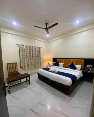 Hotel Nandan - 800 Metres Away From Ram Mandir Ayodhaya
