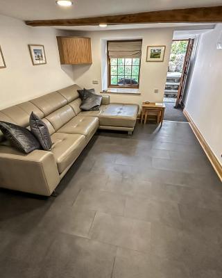 Three Peak Cottage