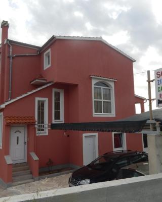 Apartments Jakovljević
