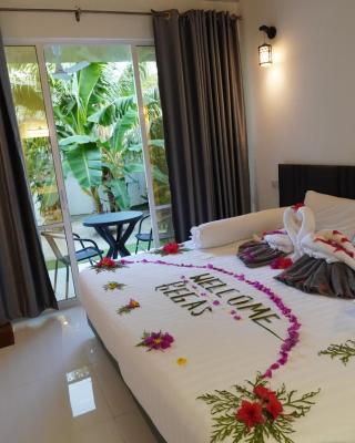 Vegas Thoddoo Maldives