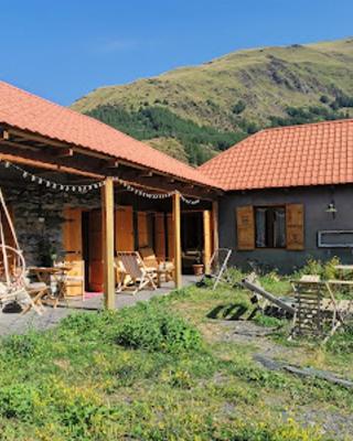 Sno House in Kazbeg