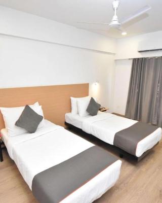 Super Collection O Navi Mumbai Formerly IVY Hotel