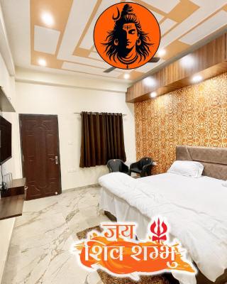 HOTEL SUNAYANA # GUEST HOUSE Near Kashi Vishwanath Temple - Free Public Parking and Wifi Facilities - Air Conditioning Room - Best Hotel