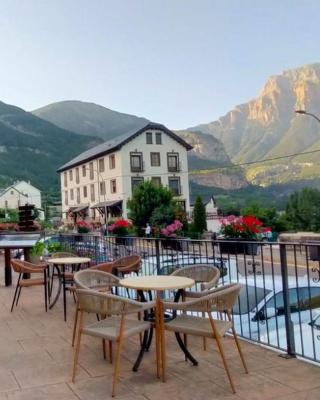 Edelweiss Hotel