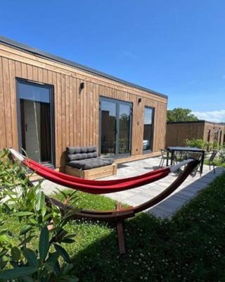 BED & BIKE Resort Trzęsacz - domki, sauna, jacuzzi & rowery
