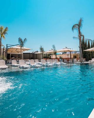 Ksamil Central Park Hotel