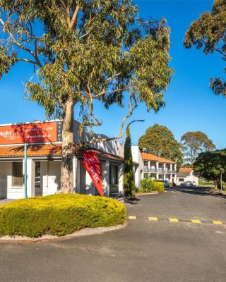 Nightcap at Ferntree Gully Hotel Motel