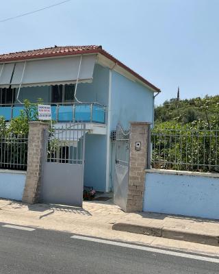 Garden Holiday Studios