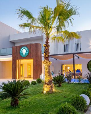 The Mini Resort