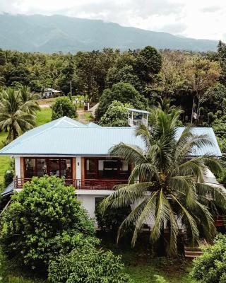 Paruparong Bughaw Ecofarm Resort