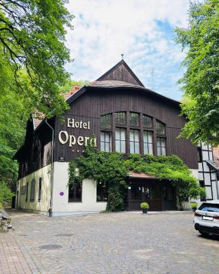Hotel Opera