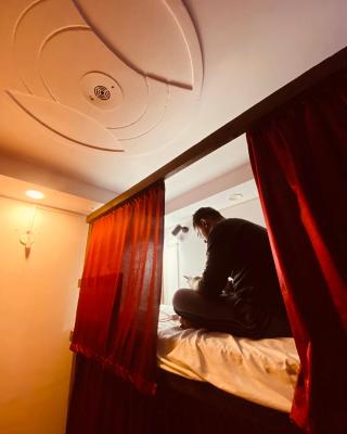 Cozy Inn Hostel
