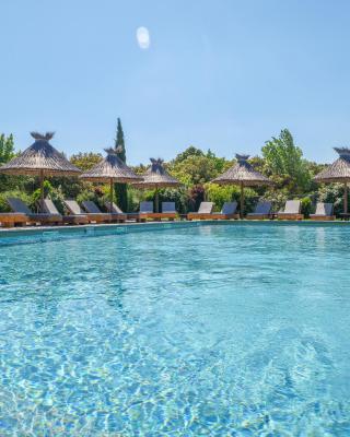 Lodges en Provence - Ecogîtes & Restaurant insolites