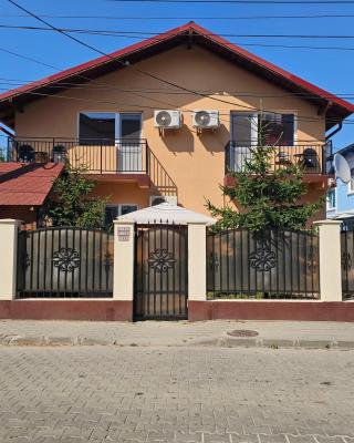 Casa Laur