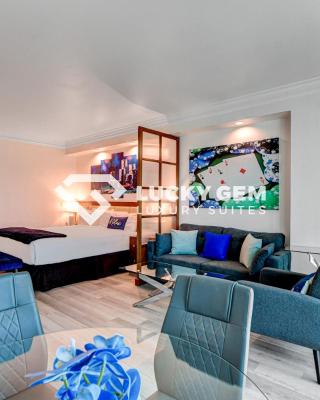 Lucky Gem Penthouse & Luxury Suites at Signature Resort, Balcony Strip View 2605