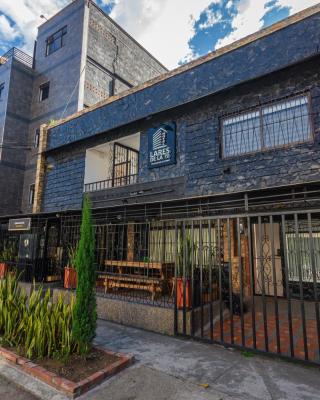 Hotel Lares 70 Laureles