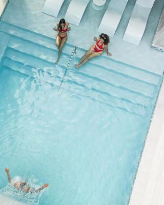 Nautilus by La Jamaca Hotels-Downtown La Parguera