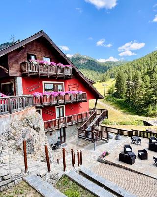 Hotel Piccolo Chalet