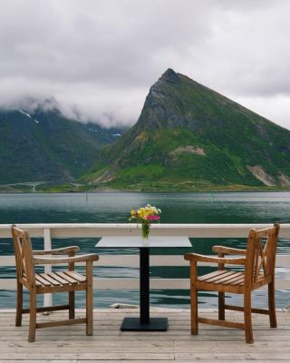 Lydersen Rorbuer Hostel & Apartments