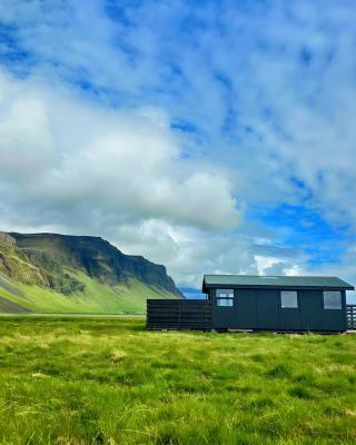 Green Farm Stay with private hot tub