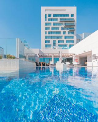 Abesq Doha Hotel and Residences, an IHG Hotel