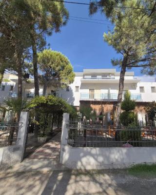 Bar Restorant Hotel “ MANI “