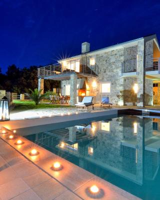 Amazing Villa Ele