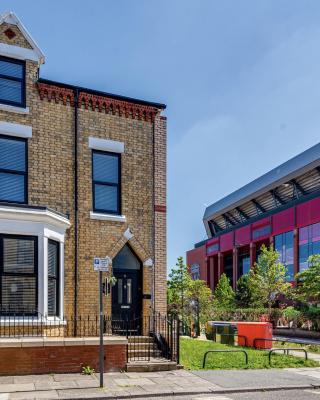 The Rockfield by Serene Stays Stylish 6BR near Anfield with Bar Parking Virgin Media and Fast WiFi
